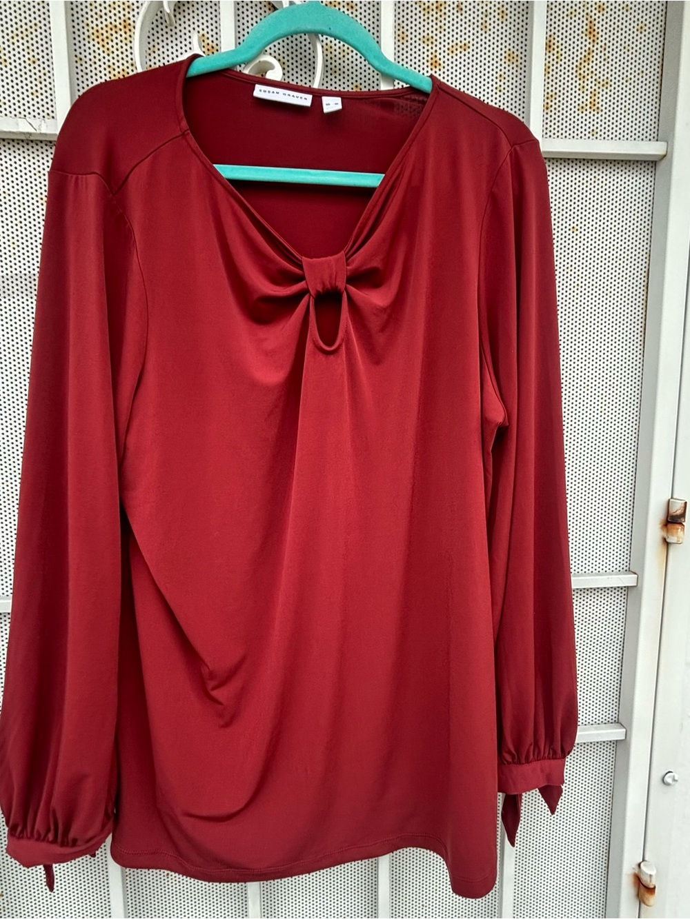 Susan Graver Women's XL Brick Red Keyhole Twist Front Long Sleeve Blouse/Top